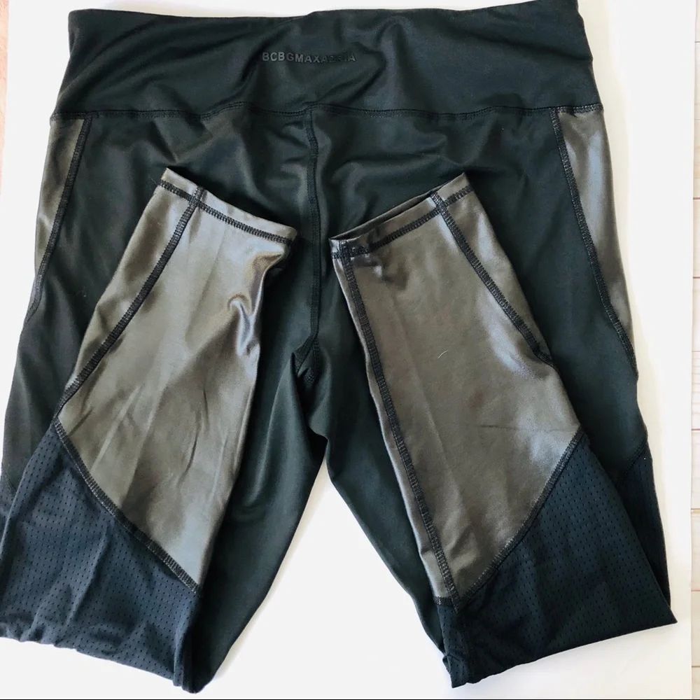 BCBG Maxazria Performance Wear Leggings - Picture 5 of 7